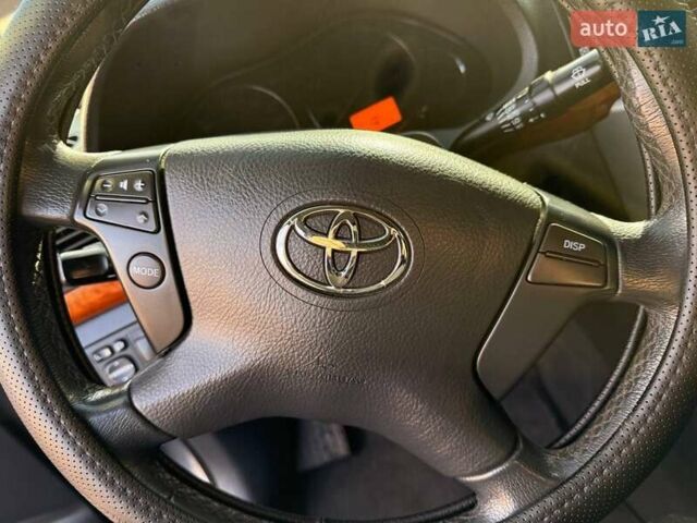 Серый Тойота Авенсис, объемом двигателя 1.8 л и пробегом 260 тыс. км за 6300 $, фото 8 на Automoto.ua