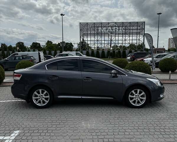 Сірий Тойота Авенсіс, об'ємом двигуна 2.01 л та пробігом 116 тис. км за 10500 $, фото 6 на Automoto.ua