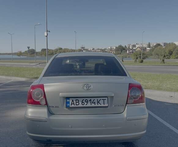 Серый Тойота Авенсис, объемом двигателя 1.79 л и пробегом 239 тыс. км за 6800 $, фото 6 на Automoto.ua