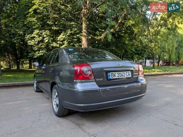 Сірий Тойота Авенсіс, об'ємом двигуна 1.8 л та пробігом 266 тис. км за 7600 $, фото 5 на Automoto.ua
