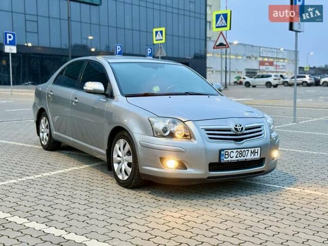 Серый Тойота Авенсис, объемом двигателя 1.6 л и пробегом 300 тыс. км за 5250 $, фото 9 на Automoto.ua