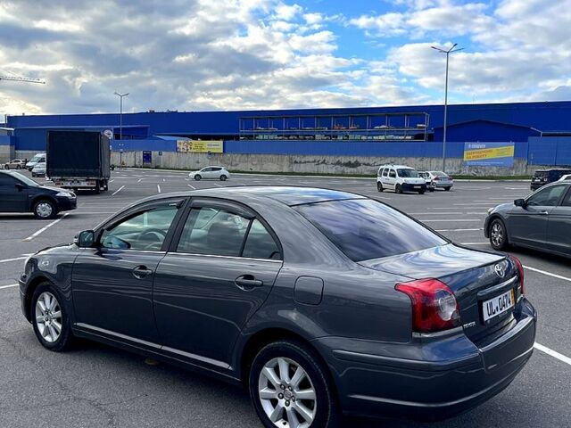 Сірий Тойота Авенсіс, об'ємом двигуна 1.8 л та пробігом 204 тис. км за 6650 $, фото 1 на Automoto.ua
