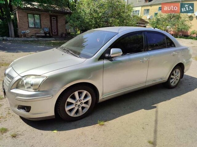Сірий Тойота Авенсіс, об'ємом двигуна 1.8 л та пробігом 152 тис. км за 7800 $, фото 4 на Automoto.ua