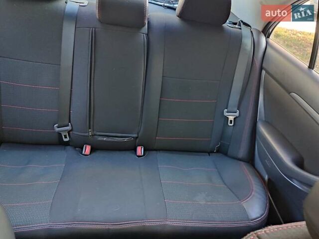 Серый Тойота Авенсис, объемом двигателя 1.8 л и пробегом 191 тыс. км за 7000 $, фото 25 на Automoto.ua