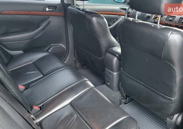 Серый Тойота Авенсис, объемом двигателя 2 л и пробегом 286 тыс. км за 7500 $, фото 23 на Automoto.ua