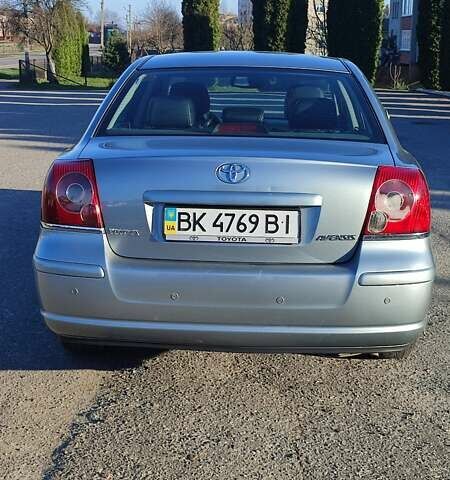Сірий Тойота Авенсіс, об'ємом двигуна 1.8 л та пробігом 286 тис. км за 7000 $, фото 4 на Automoto.ua