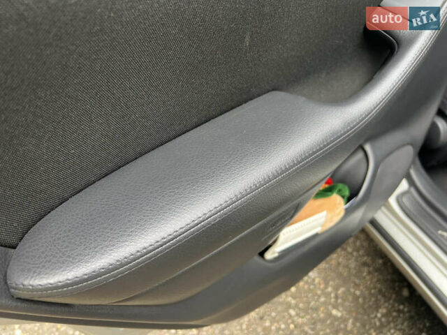 Серый Тойота Авенсис, объемом двигателя 1.8 л и пробегом 225 тыс. км за 7950 $, фото 67 на Automoto.ua