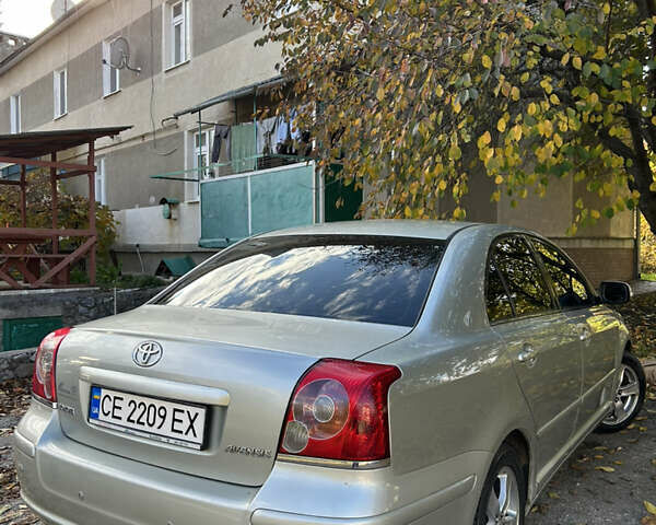 Серый Тойота Авенсис, объемом двигателя 2 л и пробегом 153 тыс. км за 8499 $, фото 4 на Automoto.ua