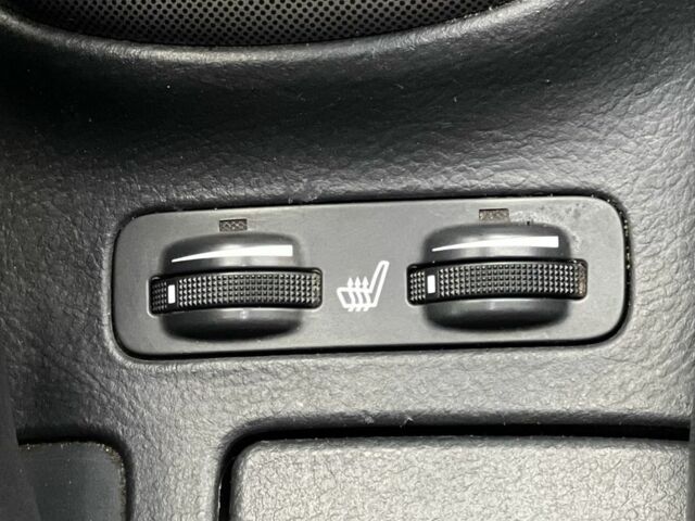 Серый Тойота Авенсис, объемом двигателя 1.8 л и пробегом 248 тыс. км за 7150 $, фото 9 на Automoto.ua