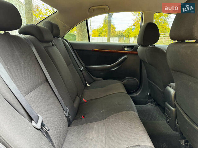 Серый Тойота Авенсис, объемом двигателя 2 л и пробегом 127 тыс. км за 7490 $, фото 19 на Automoto.ua
