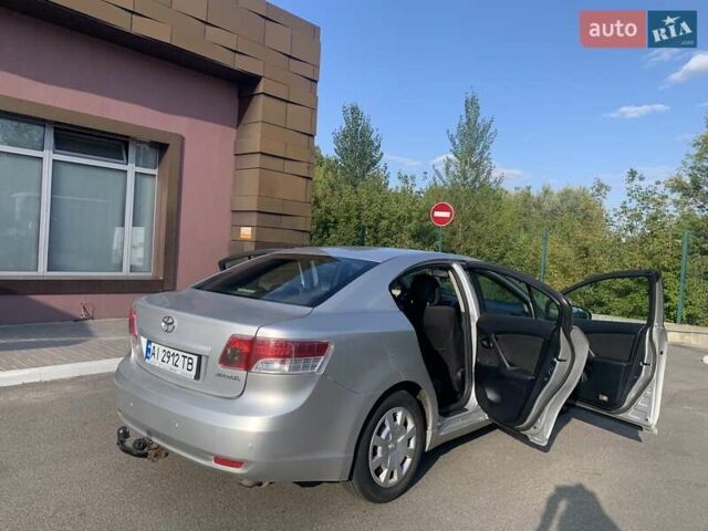 Серый Тойота Авенсис, объемом двигателя 1.8 л и пробегом 275 тыс. км за 7000 $, фото 15 на Automoto.ua