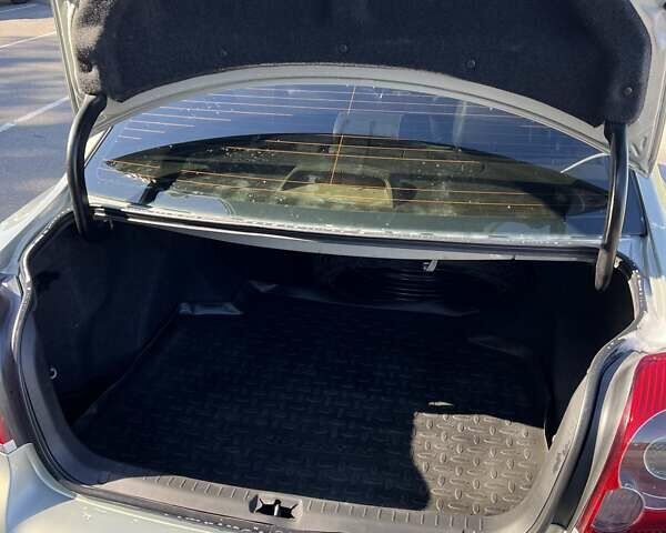 Серый Тойота Авенсис, объемом двигателя 1.79 л и пробегом 239 тыс. км за 6800 $, фото 15 на Automoto.ua