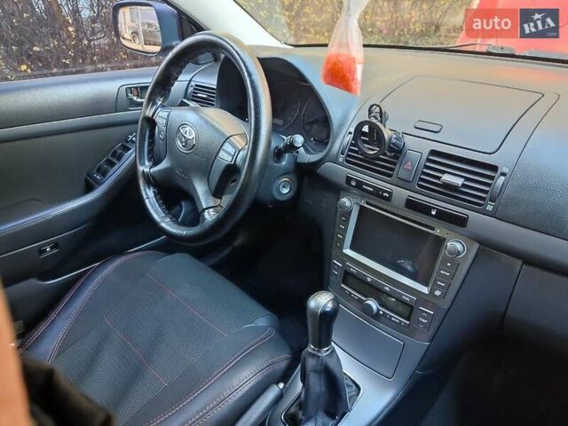 Серый Тойота Авенсис, объемом двигателя 1.8 л и пробегом 191 тыс. км за 7000 $, фото 19 на Automoto.ua