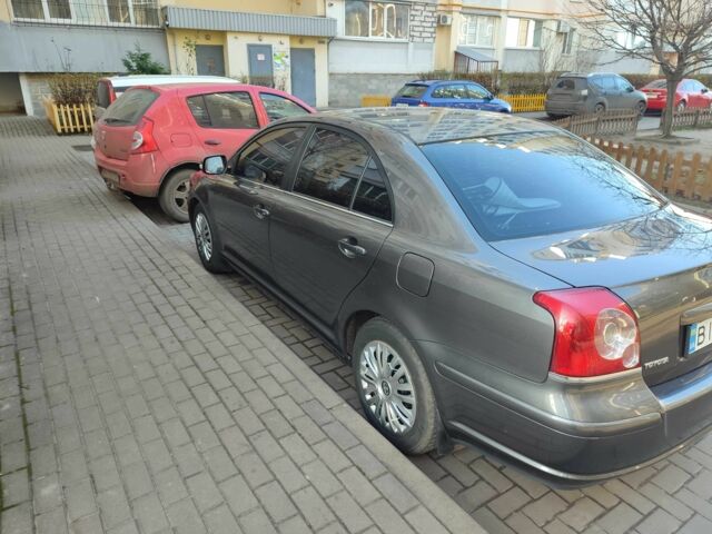 Серый Тойота Авенсис, объемом двигателя 1.8 л и пробегом 191 тыс. км за 7000 $, фото 4 на Automoto.ua