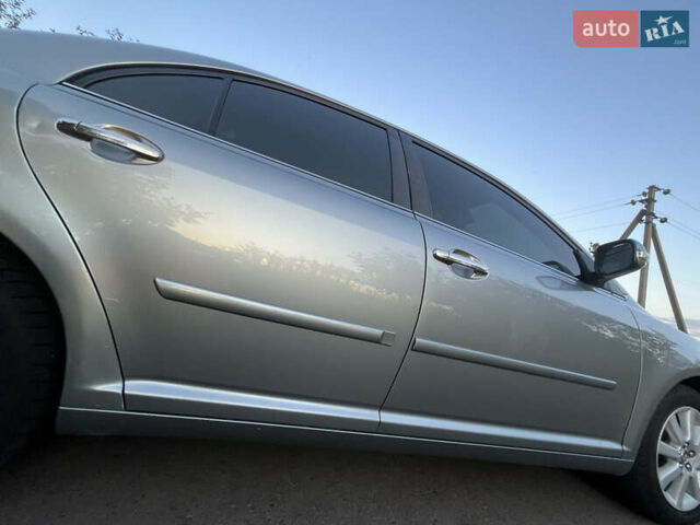 Сірий Тойота Авенсіс, об'ємом двигуна 1.79 л та пробігом 280 тис. км за 5300 $, фото 23 на Automoto.ua