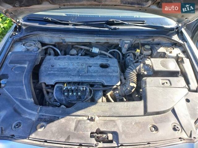 Сірий Тойота Авенсіс, об'ємом двигуна 1.79 л та пробігом 303 тис. км за 6500 $, фото 7 на Automoto.ua