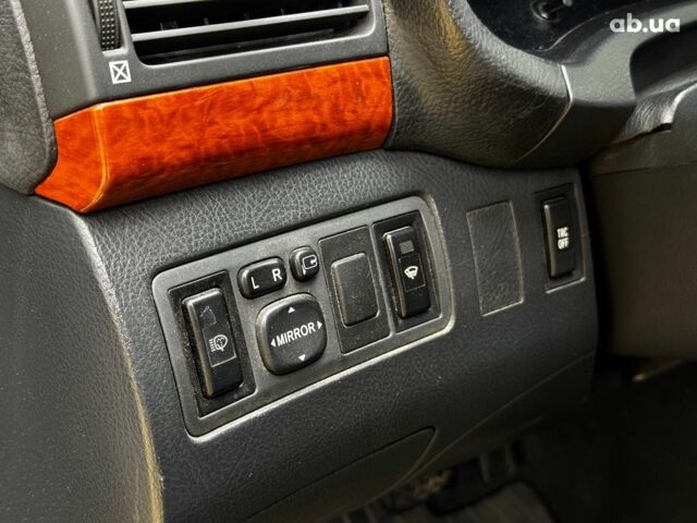 Серый Тойота Авенсис, объемом двигателя 2 л и пробегом 127 тыс. км за 7490 $, фото 16 на Automoto.ua