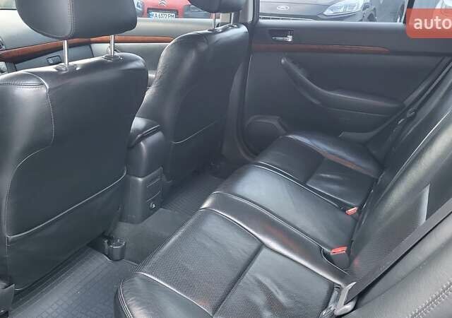 Серый Тойота Авенсис, объемом двигателя 2 л и пробегом 286 тыс. км за 7500 $, фото 20 на Automoto.ua