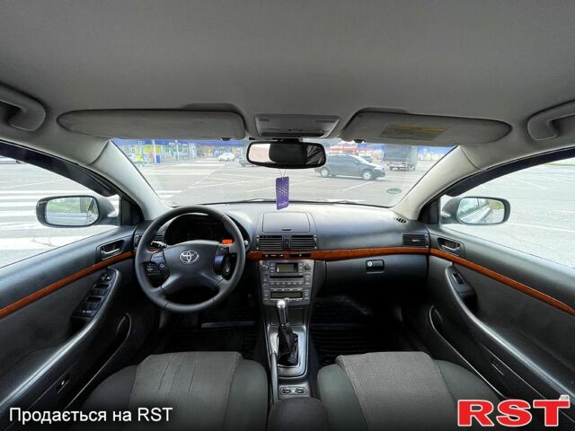 Сірий Тойота Авенсіс, об'ємом двигуна 1.8 л та пробігом 204 тис. км за 6650 $, фото 9 на Automoto.ua