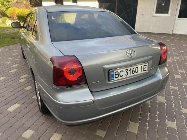 Серый Тойота Авенсис, объемом двигателя 1.8 л и пробегом 181 тыс. км за 6800 $, фото 4 на Automoto.ua