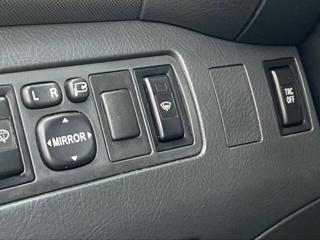 Серый Тойота Авенсис, объемом двигателя 1.8 л и пробегом 248 тыс. км за 7150 $, фото 10 на Automoto.ua