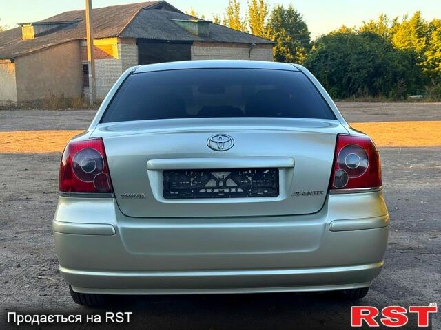 Серый Тойота Авенсис, объемом двигателя 1.8 л и пробегом 170 тыс. км за 6500 $, фото 4 на Automoto.ua