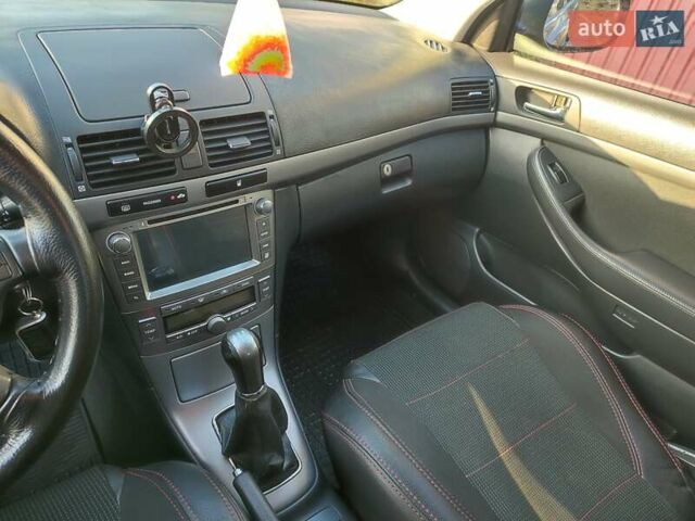 Серый Тойота Авенсис, объемом двигателя 1.8 л и пробегом 191 тыс. км за 7000 $, фото 20 на Automoto.ua