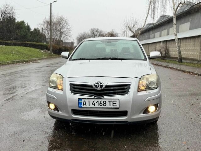 Серый Тойота Авенсис, объемом двигателя 2 л и пробегом 2 тыс. км за 5800 $, фото 3 на Automoto.ua