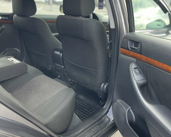 Серый Тойота Авенсис, объемом двигателя 1.8 л и пробегом 204 тыс. км за 6650 $, фото 14 на Automoto.ua