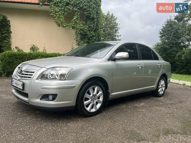 Серый Тойота Авенсис, объемом двигателя 1.8 л и пробегом 225 тыс. км за 7950 $, фото 2 на Automoto.ua