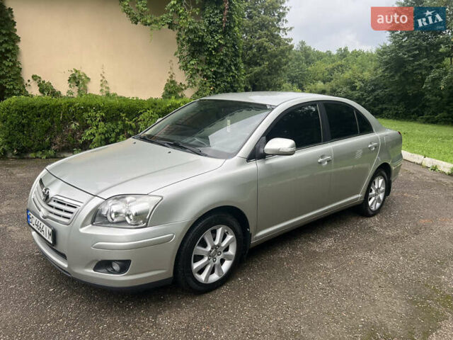Серый Тойота Авенсис, объемом двигателя 1.8 л и пробегом 225 тыс. км за 7950 $, фото 3 на Automoto.ua