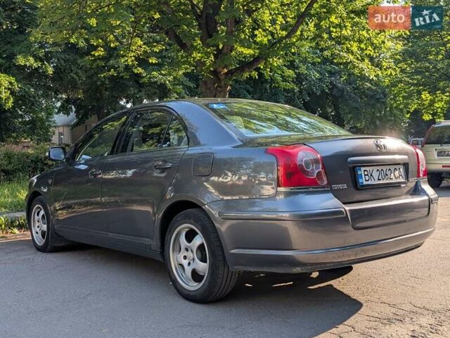 Сірий Тойота Авенсіс, об'ємом двигуна 1.8 л та пробігом 266 тис. км за 7600 $, фото 3 на Automoto.ua