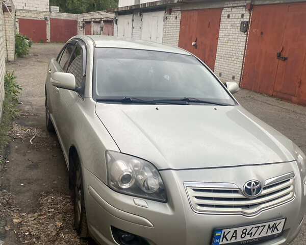 Серый Тойота Авенсис, объемом двигателя 1.79 л и пробегом 372 тыс. км за 6300 $, фото 1 на Automoto.ua