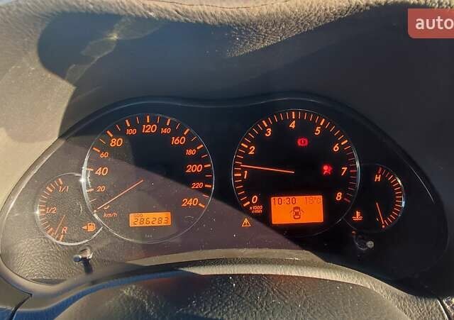 Сірий Тойота Авенсіс, об'ємом двигуна 1.8 л та пробігом 286 тис. км за 7000 $, фото 10 на Automoto.ua