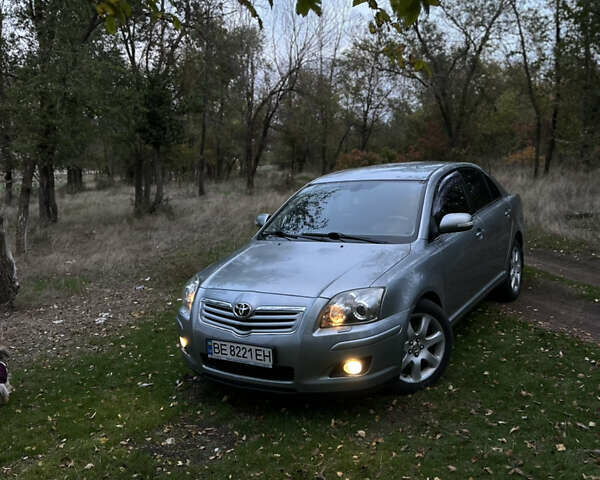 Серый Тойота Авенсис, объемом двигателя 2 л и пробегом 358 тыс. км за 7399 $, фото 12 на Automoto.ua