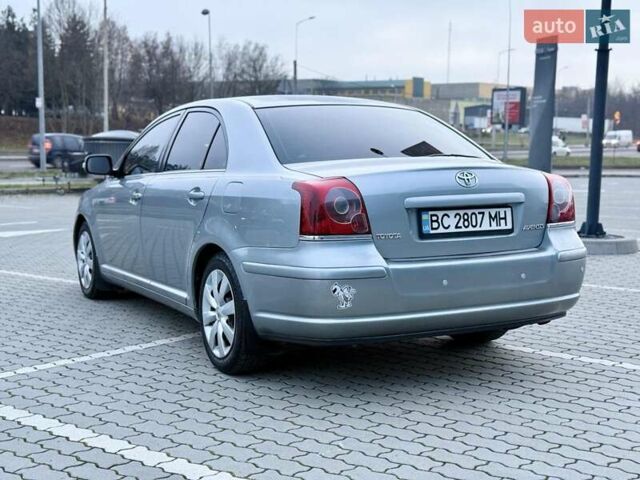 Серый Тойота Авенсис, объемом двигателя 1.6 л и пробегом 300 тыс. км за 5250 $, фото 6 на Automoto.ua