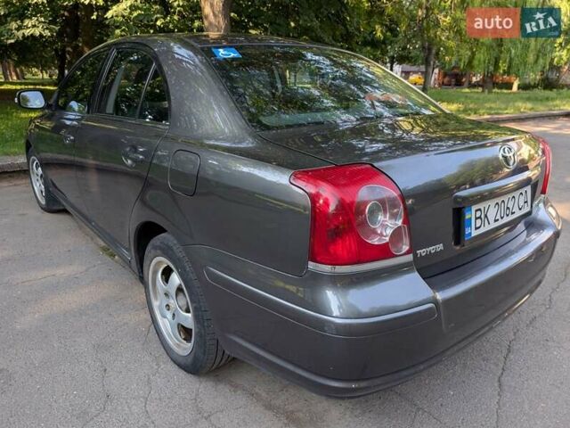 Сірий Тойота Авенсіс, об'ємом двигуна 1.8 л та пробігом 266 тис. км за 7600 $, фото 4 на Automoto.ua