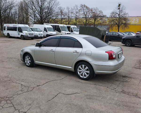 Серый Тойота Авенсис, объемом двигателя 1.79 л и пробегом 372 тыс. км за 6200 $, фото 3 на Automoto.ua