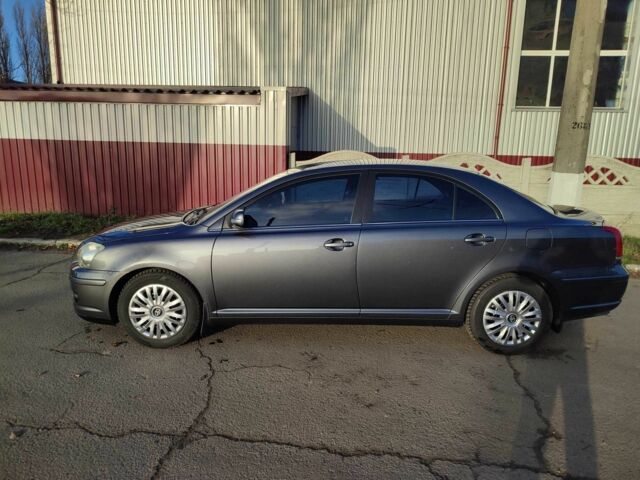 Серый Тойота Авенсис, объемом двигателя 1.8 л и пробегом 191 тыс. км за 7000 $, фото 3 на Automoto.ua