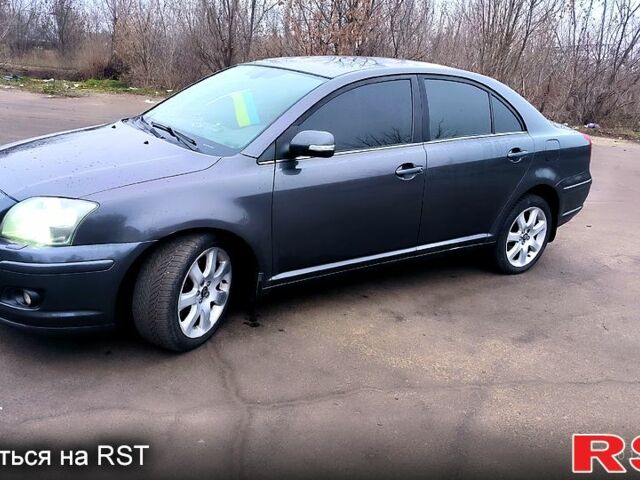 Серый Тойота Авенсис, объемом двигателя 2 л и пробегом 340 тыс. км за 10000 $, фото 2 на Automoto.ua