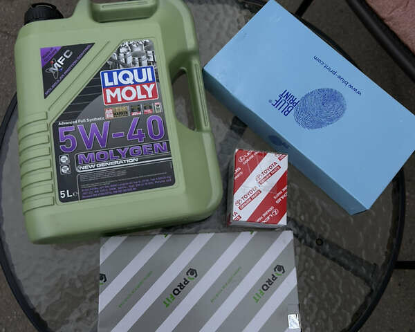 Серый Тойота Авенсис, объемом двигателя 2 л и пробегом 358 тыс. км за 7399 $, фото 24 на Automoto.ua