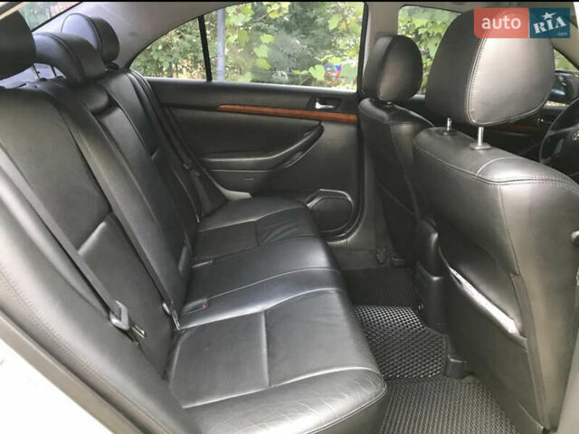 Серый Тойота Авенсис, объемом двигателя 2 л и пробегом 358 тыс. км за 7399 $, фото 17 на Automoto.ua