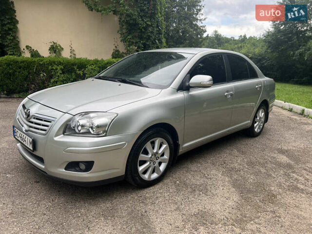 Серый Тойота Авенсис, объемом двигателя 1.8 л и пробегом 225 тыс. км за 7950 $, фото 1 на Automoto.ua