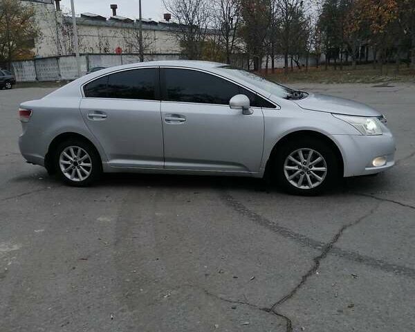 Серый Тойота Авенсис, объемом двигателя 1.8 л и пробегом 183 тыс. км за 8200 $, фото 3 на Automoto.ua