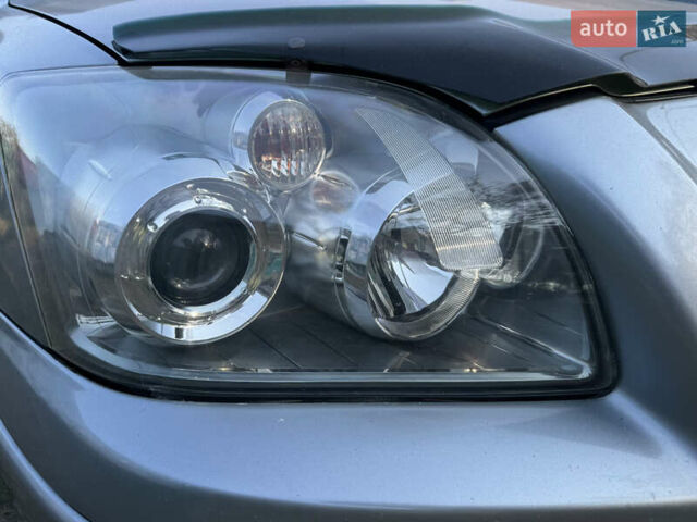 Серый Тойота Авенсис, объемом двигателя 1.79 л и пробегом 225 тыс. км за 7500 $, фото 4 на Automoto.ua