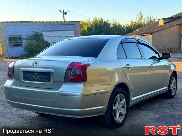 Серый Тойота Авенсис, объемом двигателя 1.8 л и пробегом 170 тыс. км за 6500 $, фото 2 на Automoto.ua