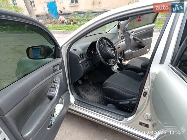 Серый Тойота Авенсис, объемом двигателя 1.8 л и пробегом 180 тыс. км за 7770 $, фото 12 на Automoto.ua