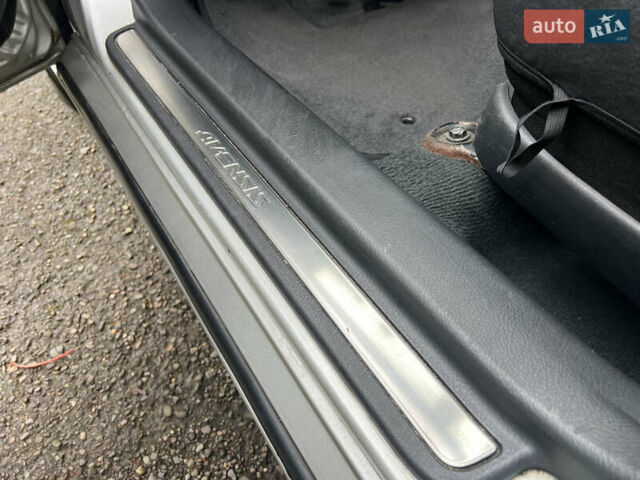 Серый Тойота Авенсис, объемом двигателя 1.8 л и пробегом 225 тыс. км за 7950 $, фото 70 на Automoto.ua