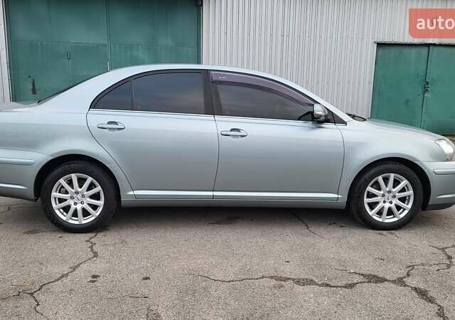 Серый Тойота Авенсис, объемом двигателя 2 л и пробегом 286 тыс. км за 7500 $, фото 12 на Automoto.ua