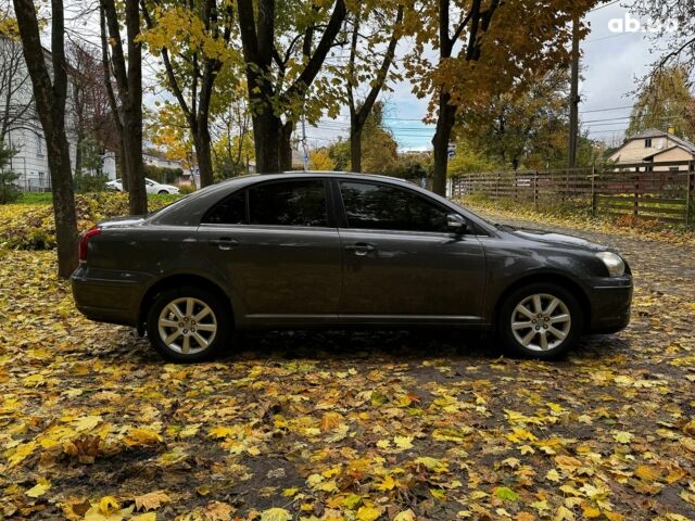 Серый Тойота Авенсис, объемом двигателя 2 л и пробегом 127 тыс. км за 7490 $, фото 5 на Automoto.ua